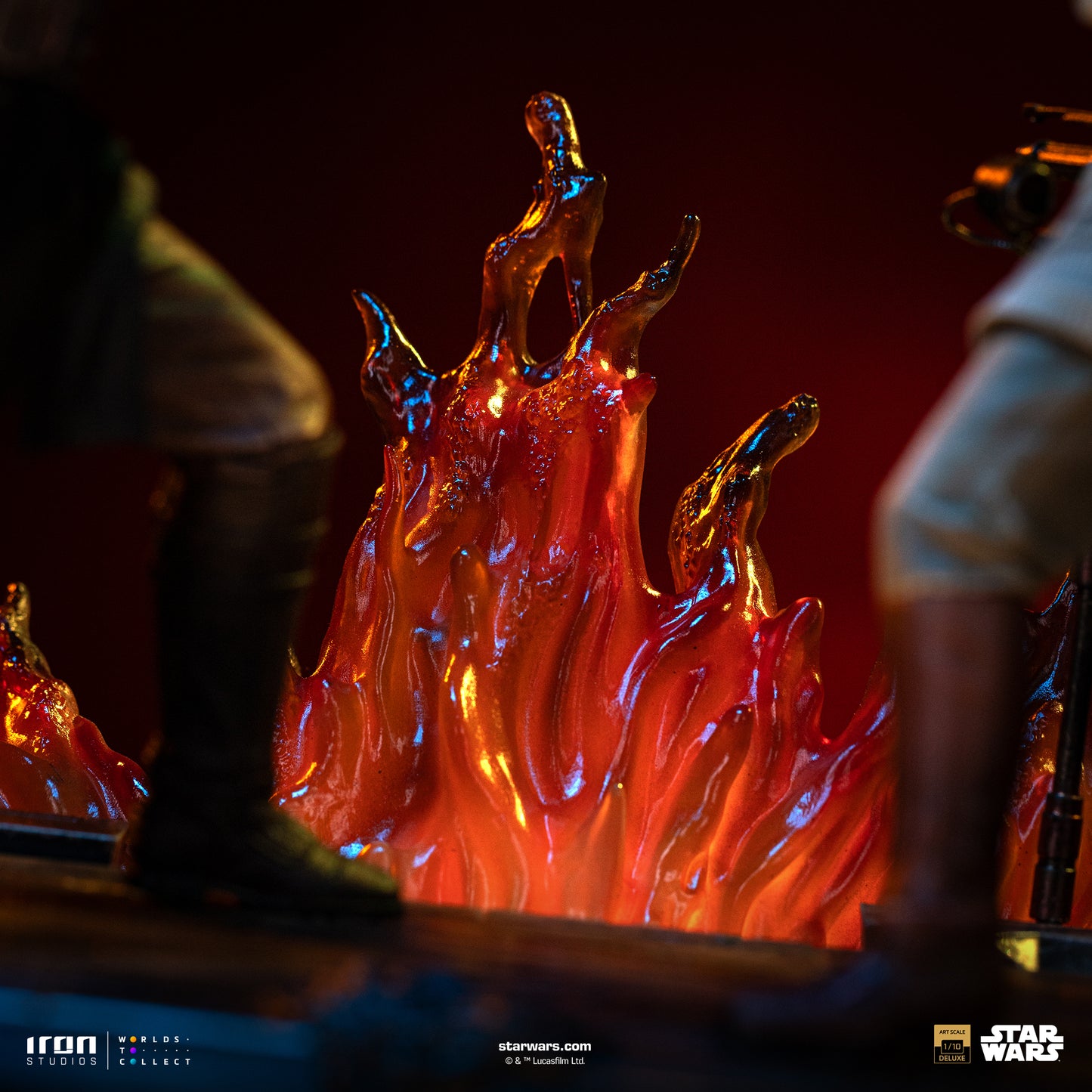 Anakin vs Obi-Wan Diorama Star Wars ROTS 1/10 Scale Statue Pre-order