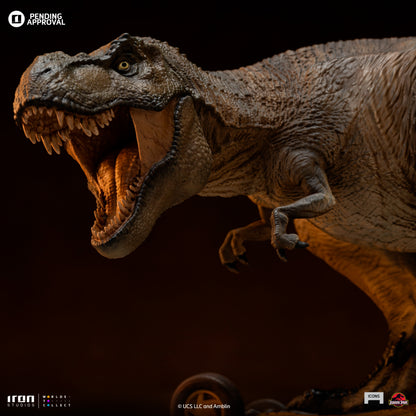 T-Rex Attack Jurassic Park Iron Studios 1/10 Scale Statue Pre-order