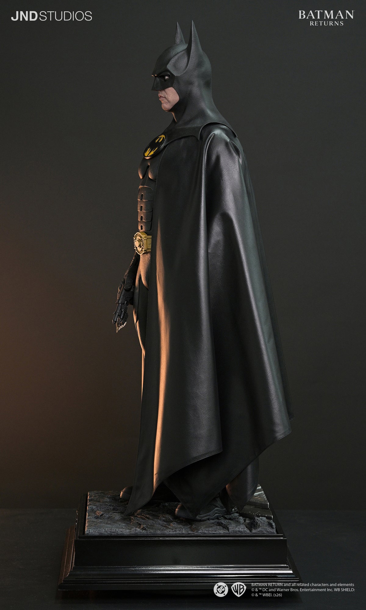 Batman and Bruce Wayne Batman Returns Dual Version 1/3 Scale Statue and Bust Pre-order