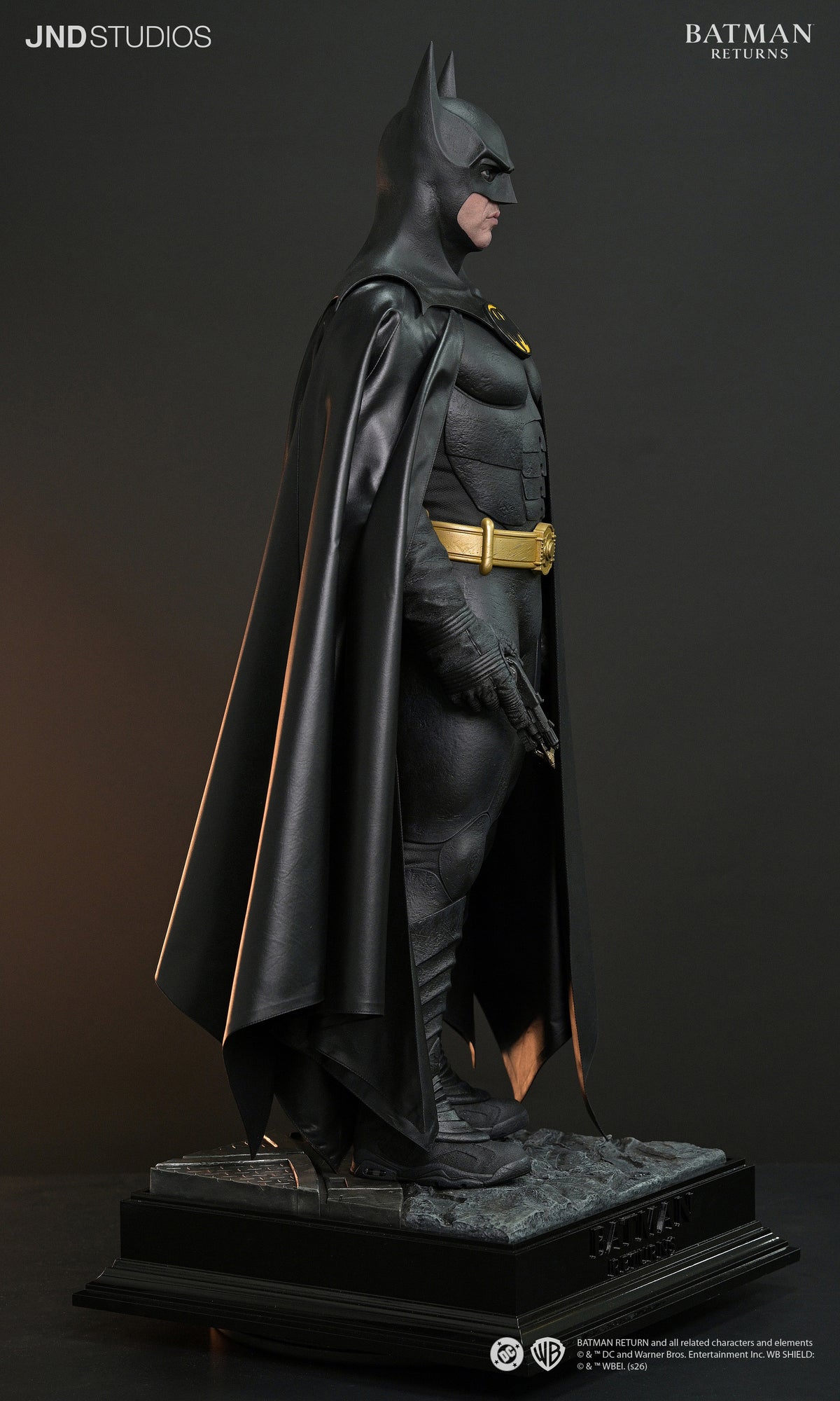 Batman and Bruce Wayne Batman Returns Dual Version 1/3 Scale Statue and Bust Pre-order