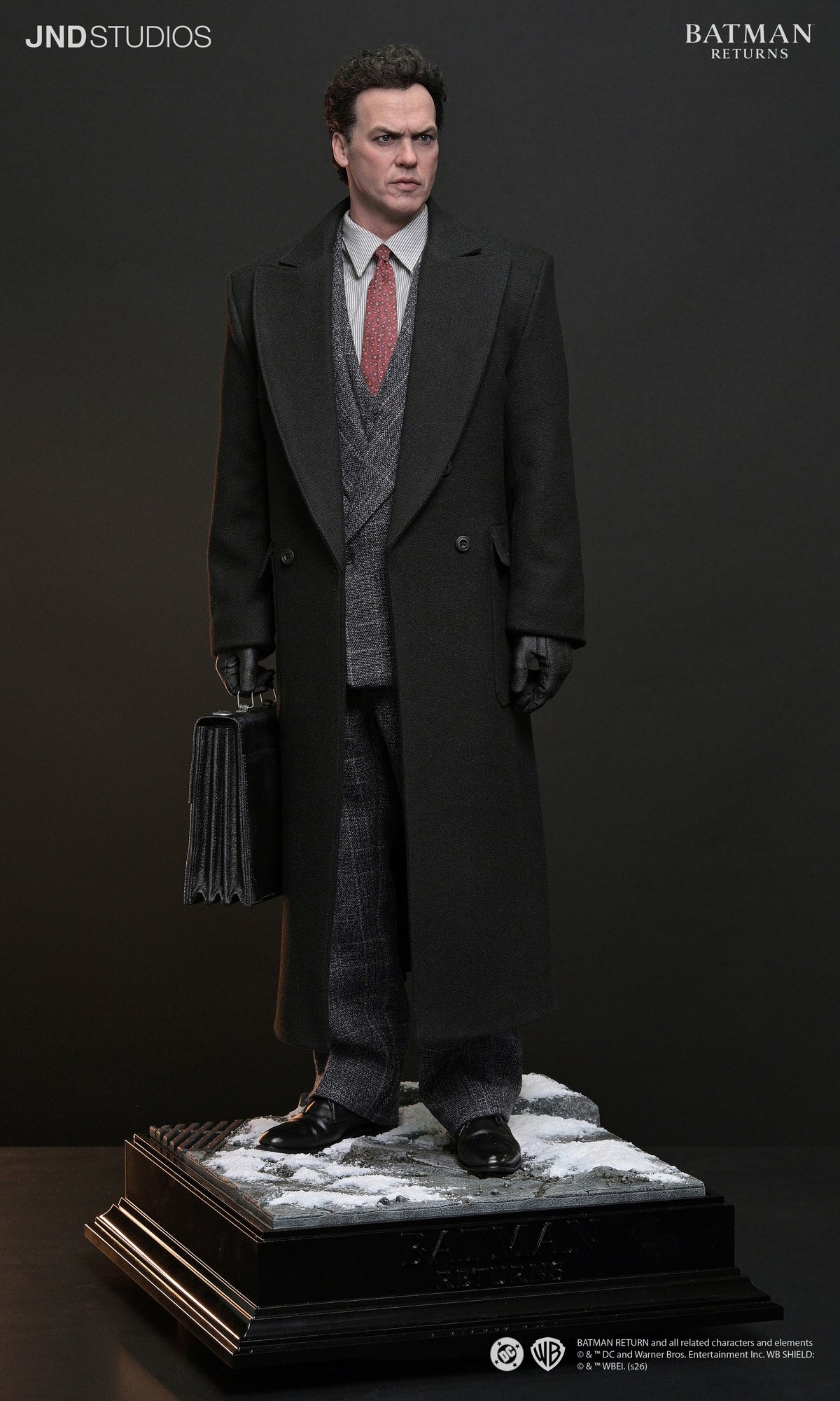 Batman and Bruce Wayne Batman Returns Dual Version 1/3 Scale Statue and Bust Pre-order