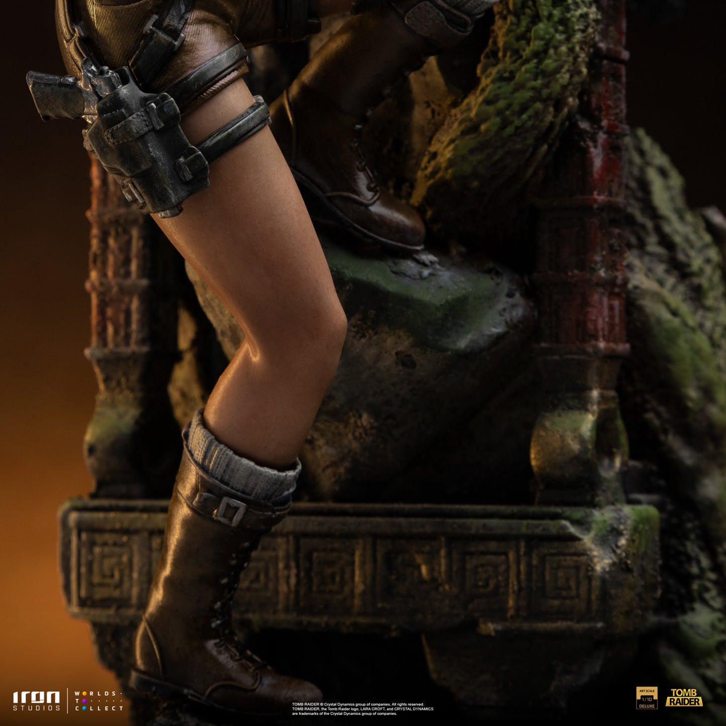 Laura Croft Tomb Raider 1/10 Scale Statue Pre-order