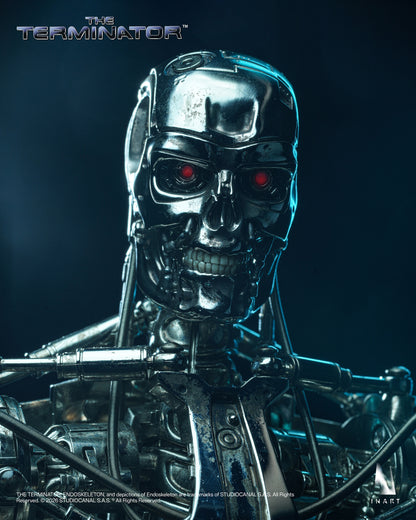 T-800 Endoskeleton The Terminator 1/6 Scale Action Figure Pre-order