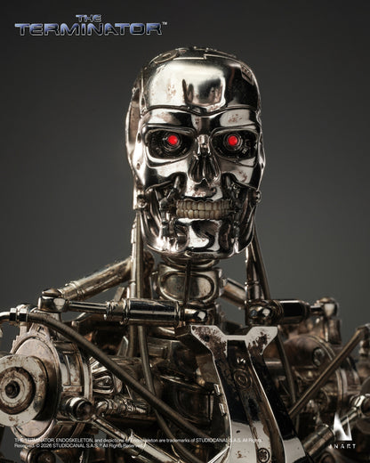 T-800 Endoskeleton The Terminator 1/6 Scale Action Figure Pre-order