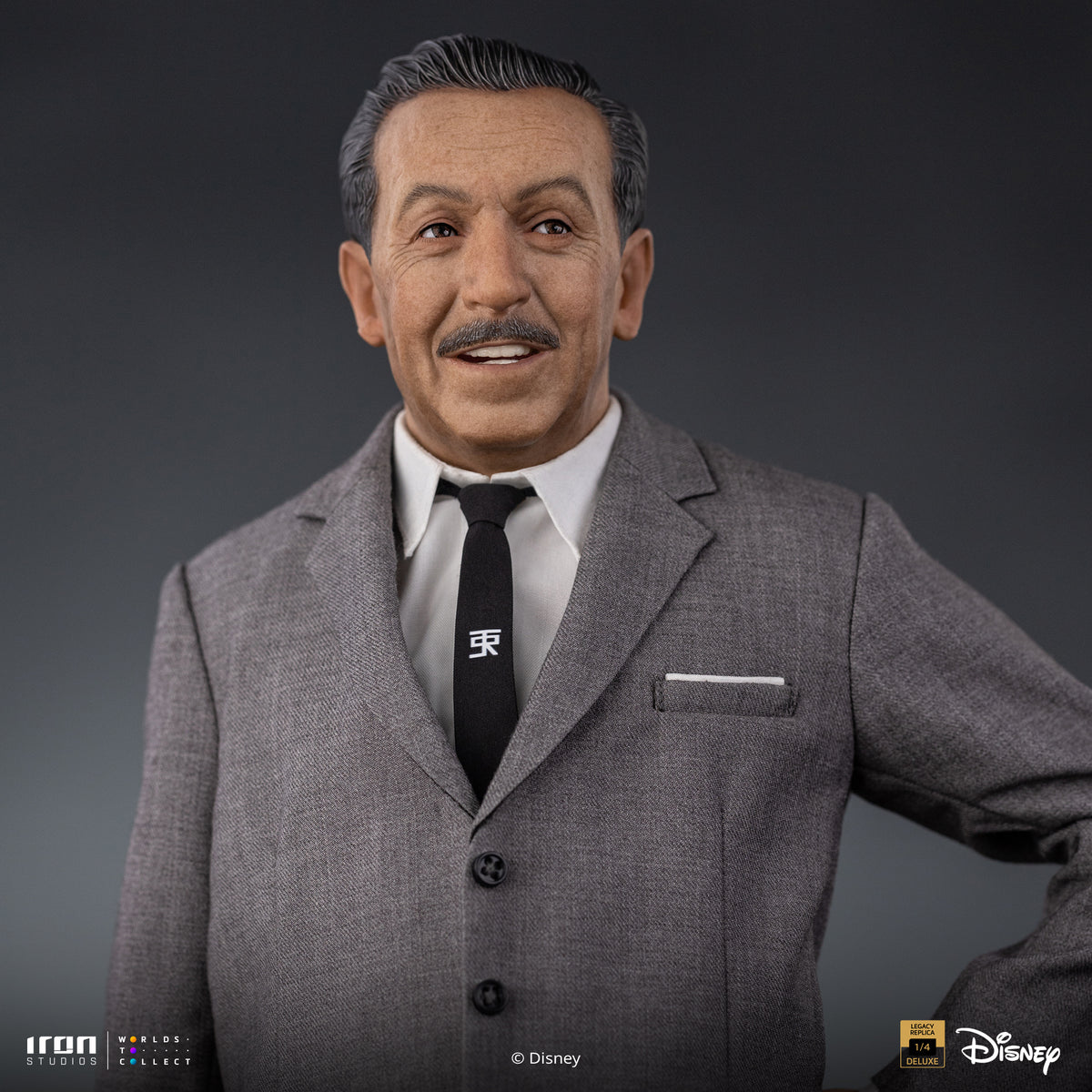 Walt Disney & Mickey Mouse Disney Classics 1/4 Scale Statue Pre-order
