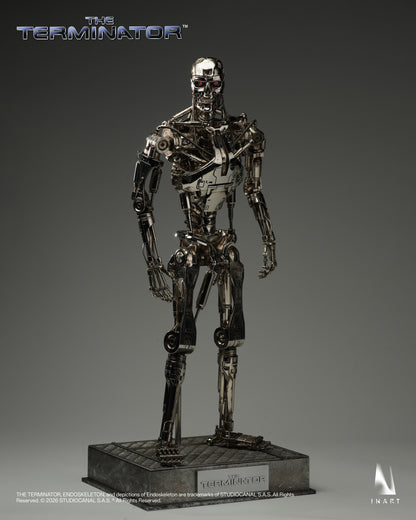 T-800 Endoskeleton The Terminator 1/6 Scale Action Figure Pre-order