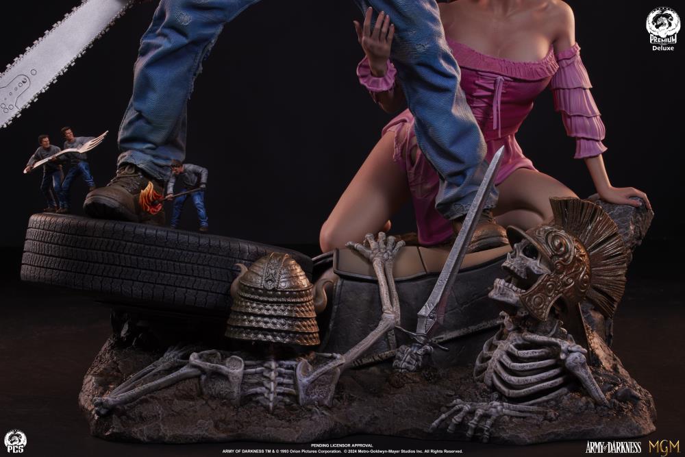 Ash Deluxe Edition Army of Darkness 1/4 Scale Statue Pre-order