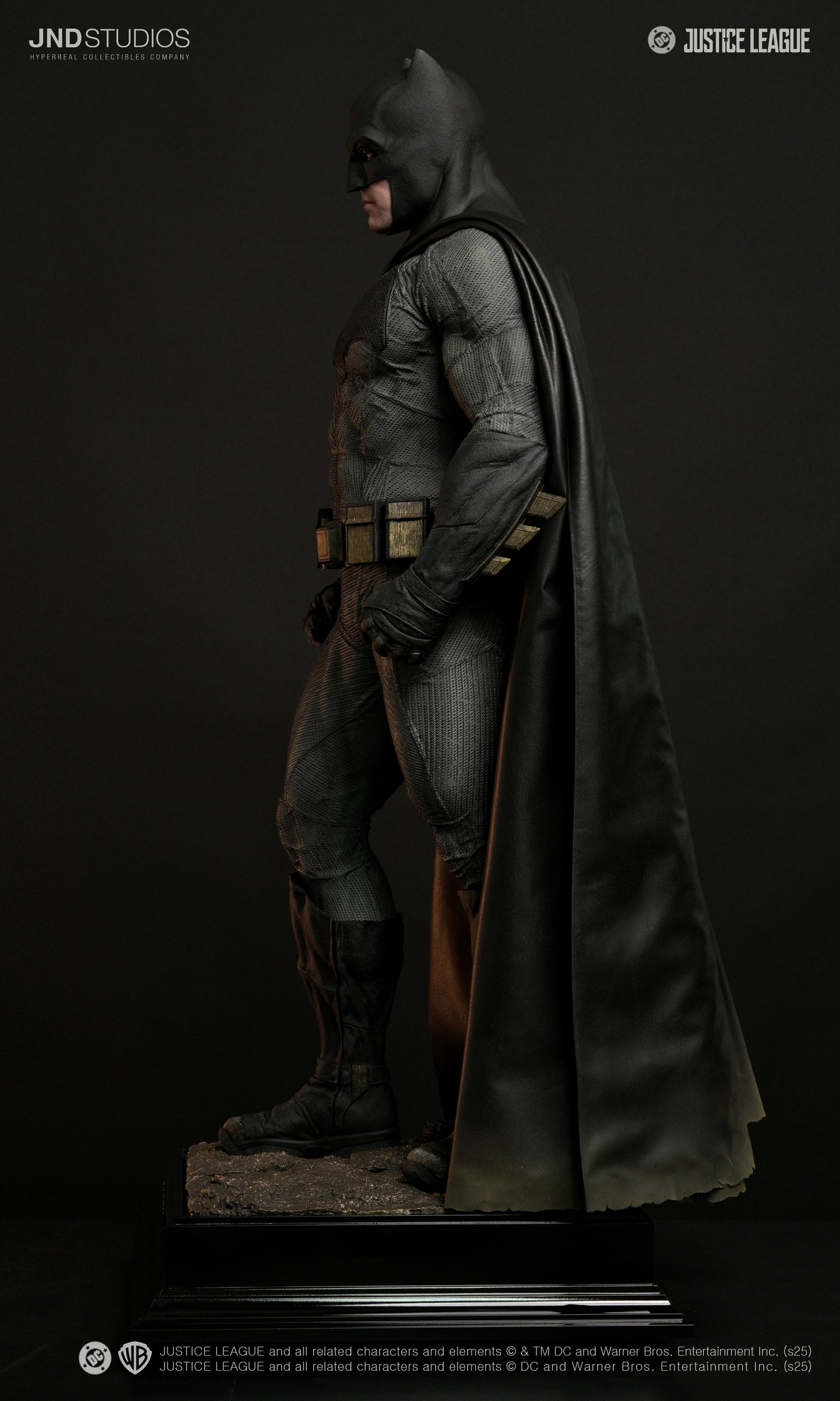 Batman and Bruce Wayne Justice League Dual Version 1/3 Scale Statue Pre-order