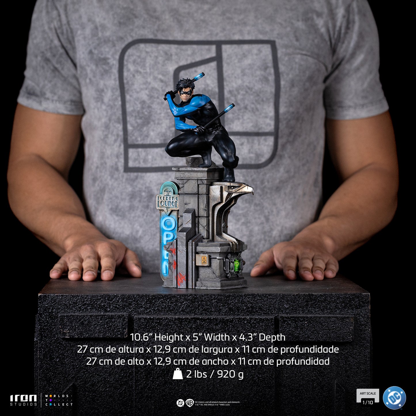 Nightwing DC Comics 1/10 Scale Statue Pre-order