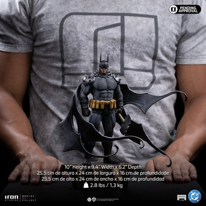 Batman Absolute DC Comics 1/10 Scale Statue Pre-order