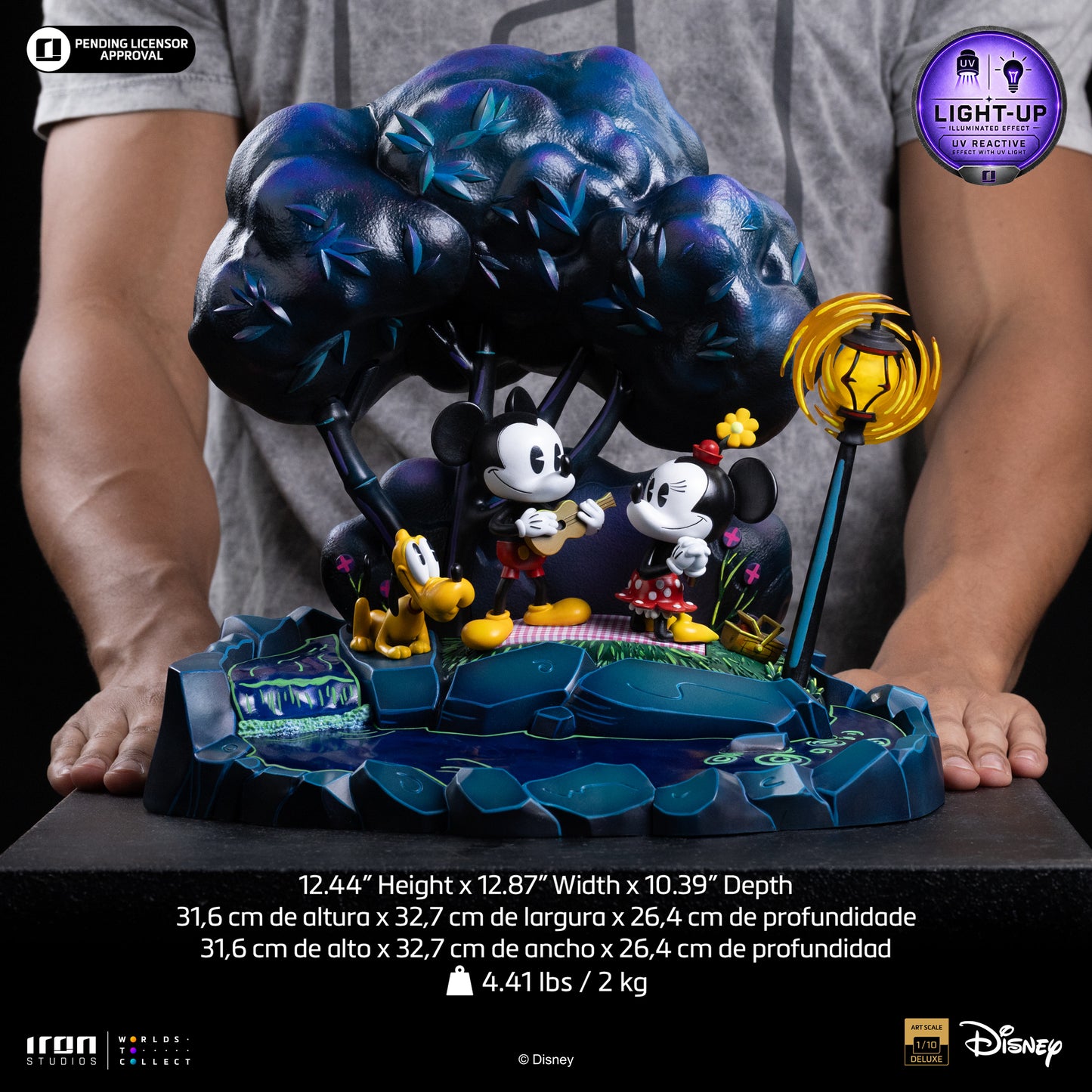 Mickey, Minnie and Pluto's Day at the Park Disney Classics 1/10 Scale Statue Pre-order