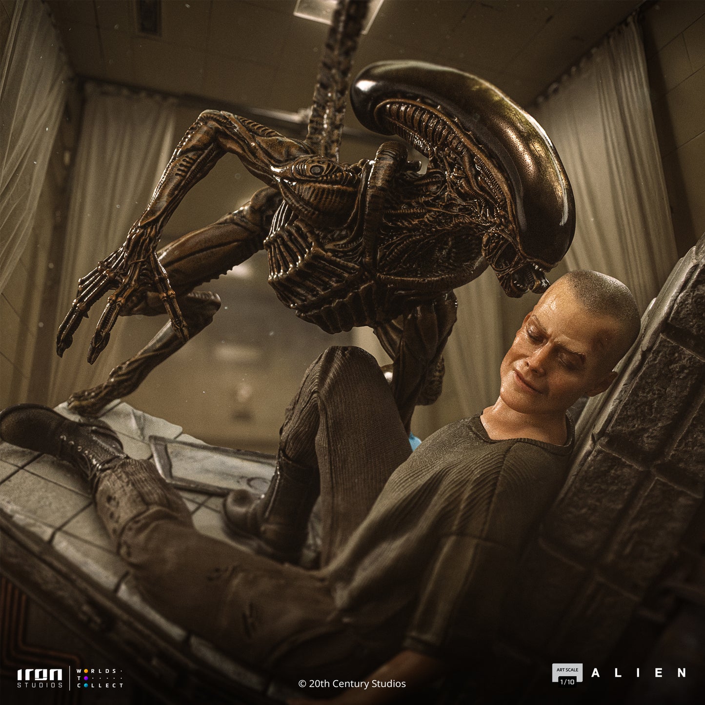 Ellen Ripley and Dog Alien Alien 3 1/10 Scale Statue Pre-order