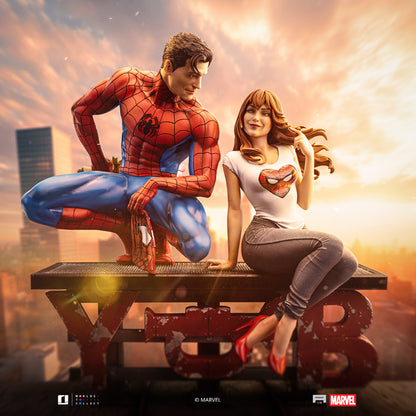 Spider-Man and Mary Jane Diorama 1/6 Scale Statue Pre-order