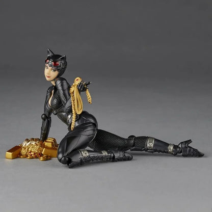 Catwoman Batman Arkham Knight Revoltech Amazing Yamaguchi Action Figure Pre-order