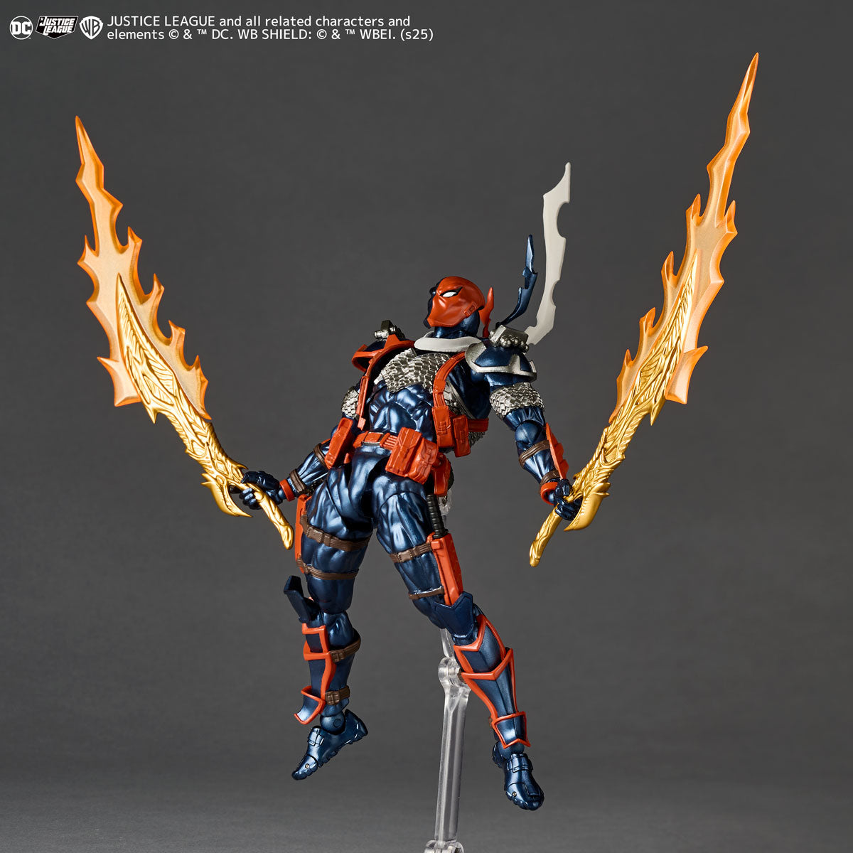 Deathstroke DC Comics Revoltech Amazing Yamaguchi Action Figure Pre-order