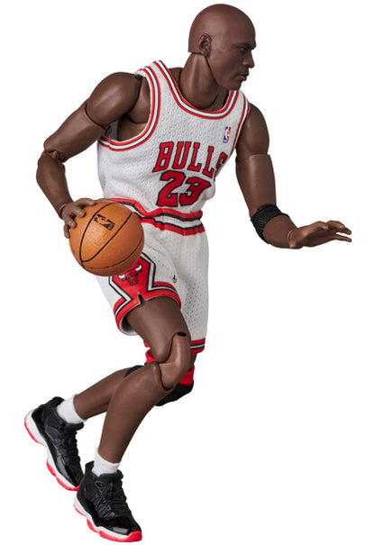 Michael Jordan Chicago Bulls Home MAFEX Action Figure Pre-order