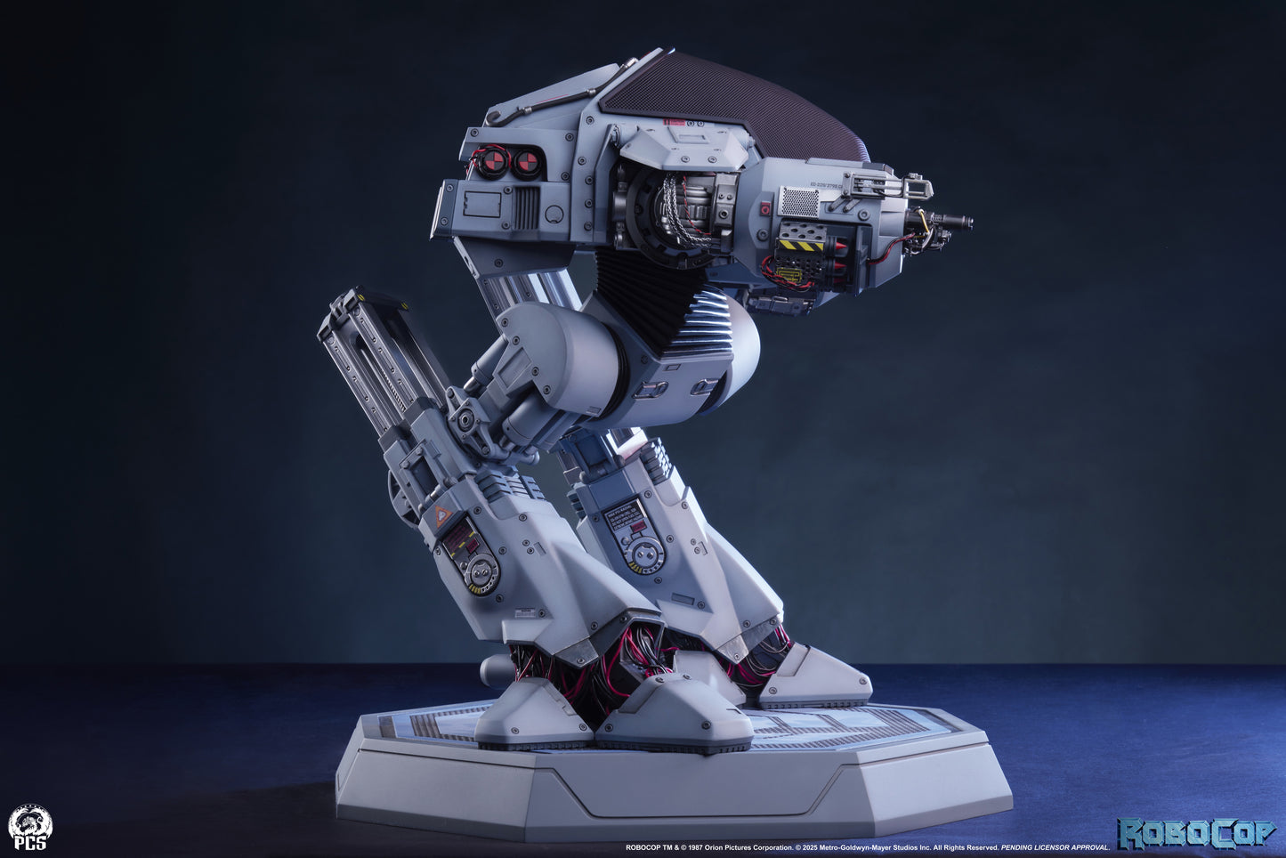 ED-209 Robocop 1/3 Scale Statue Pre-order