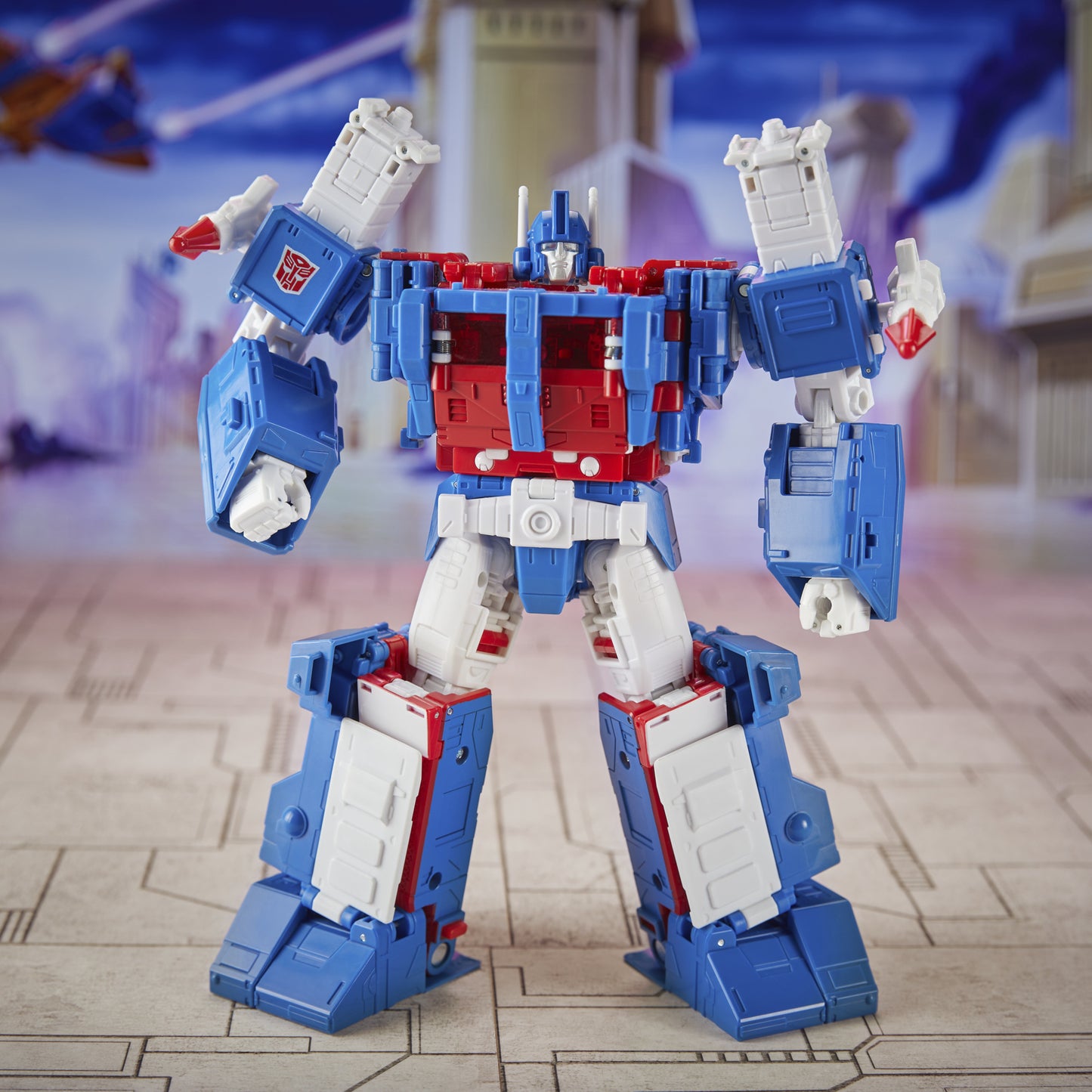 Ultra Magnus Transformers Commander Class Action Figure Pre-order