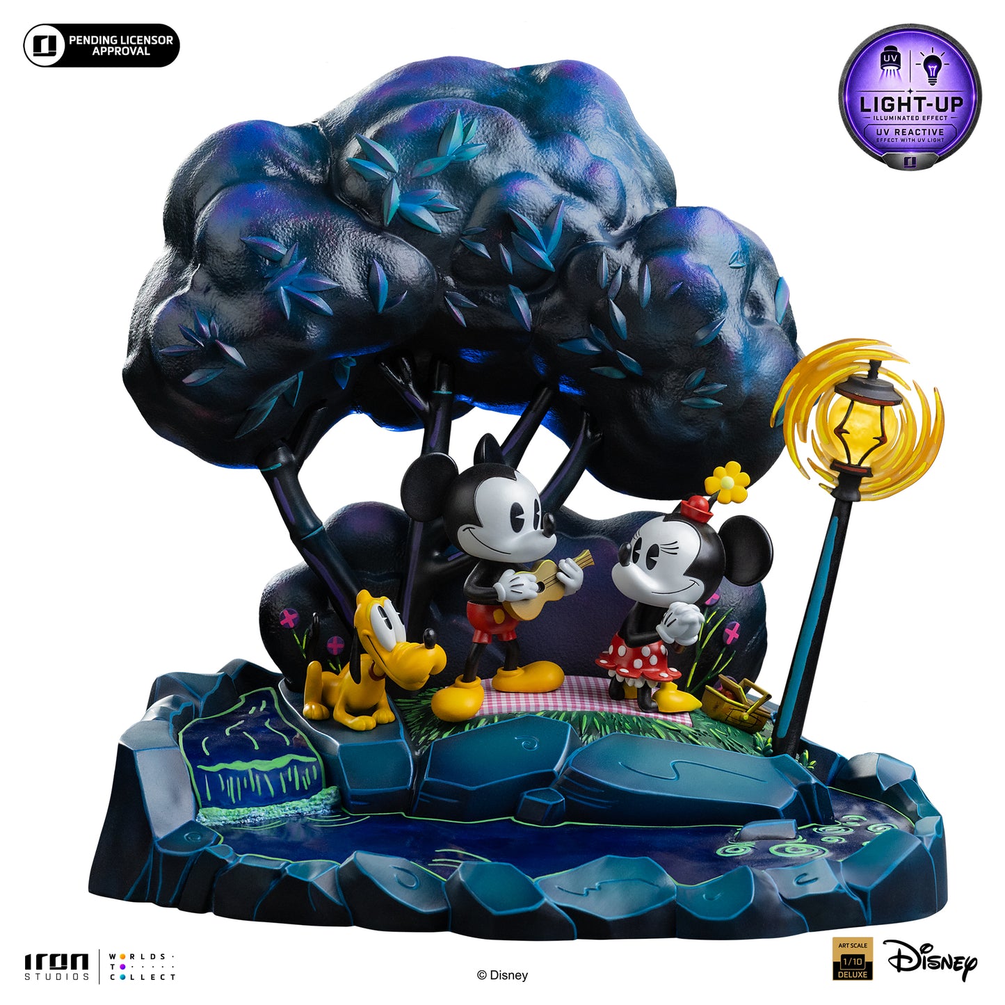 Mickey, Minnie and Pluto's Day at the Park Disney Classics 1/10 Scale Statue Pre-order