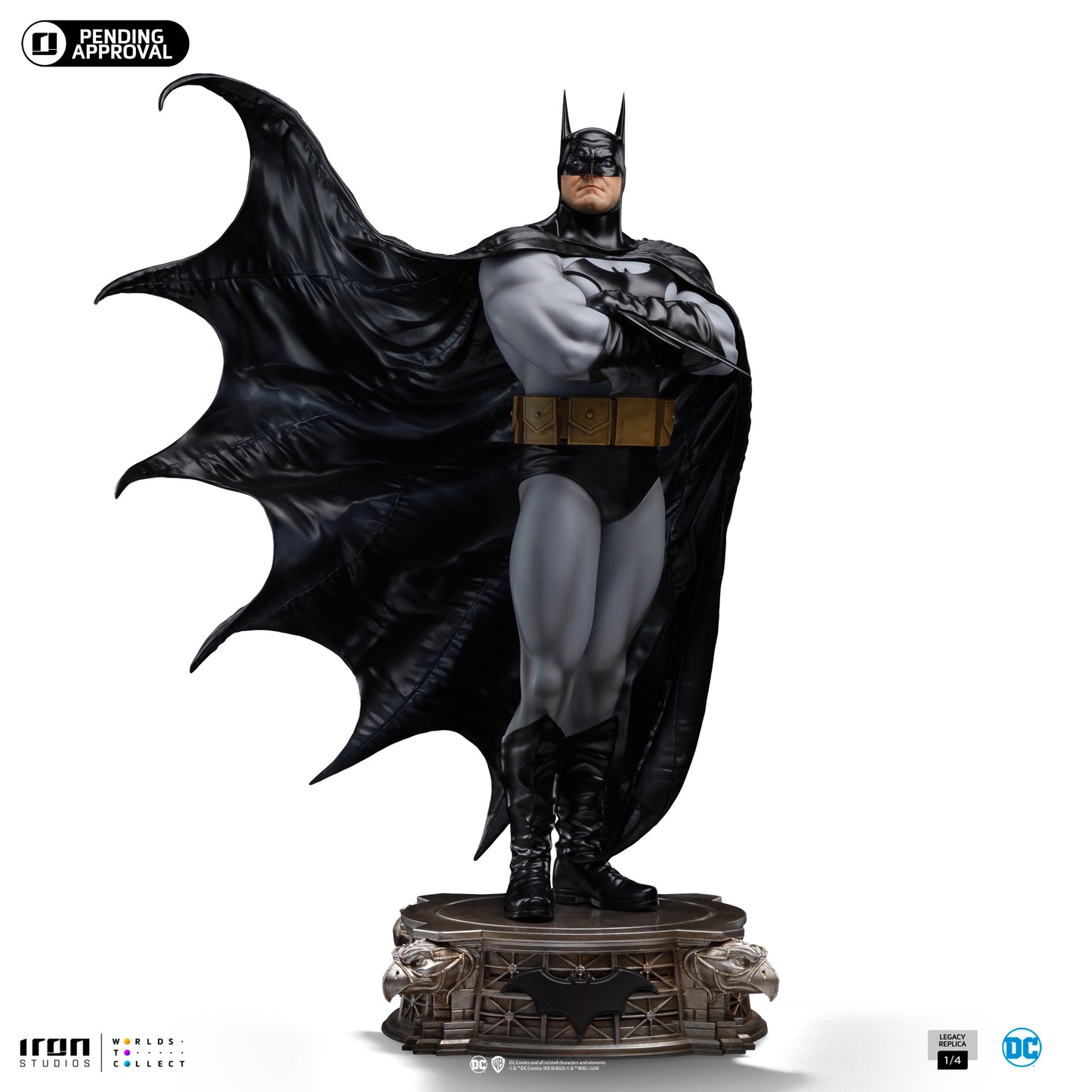 Batman DC Trinity DC Comics 1/4 Scale Statue Pre-order