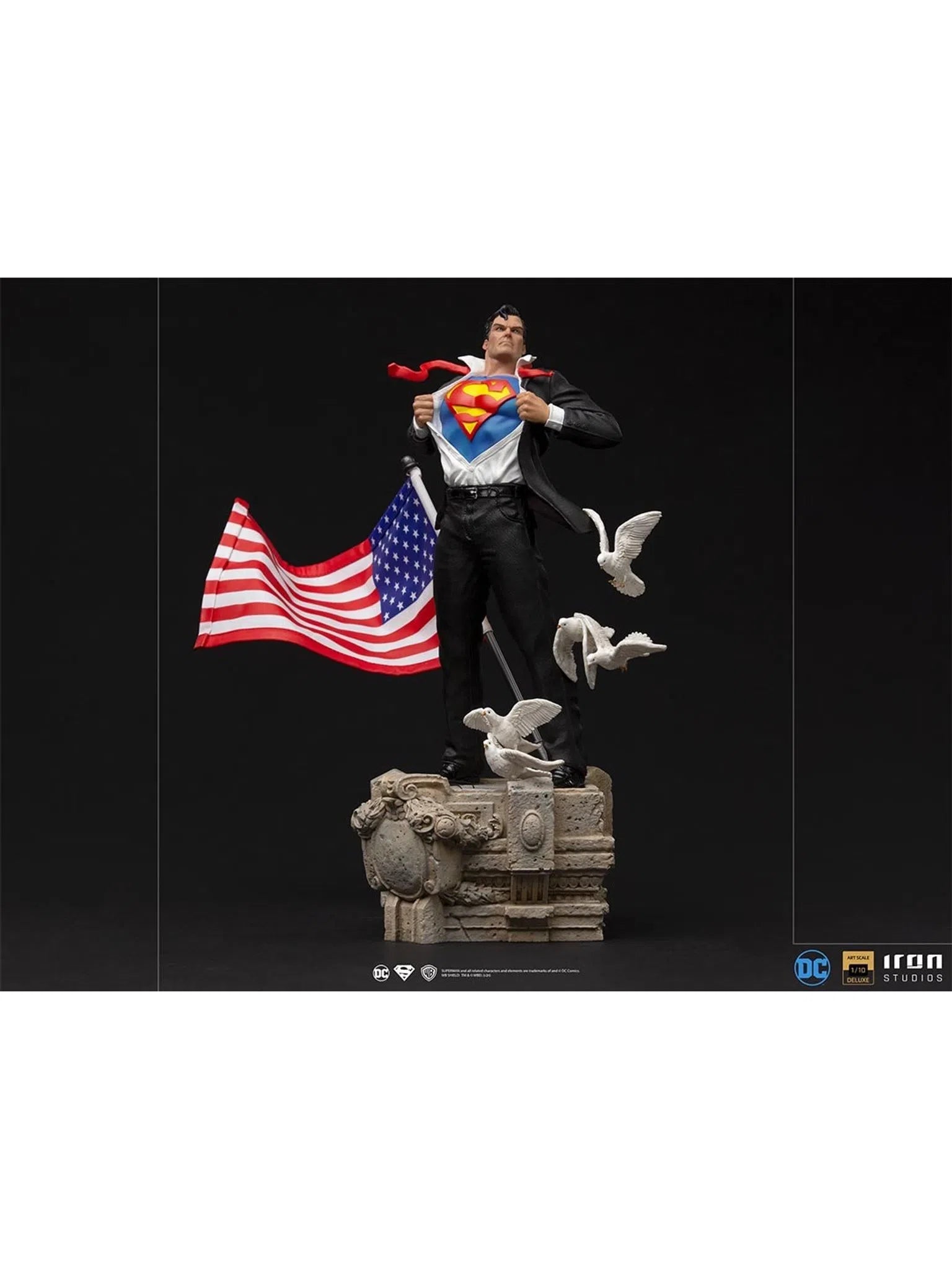 Figurine Superman Unleashed, Deluxe Art Scale - DC Comics - Iron